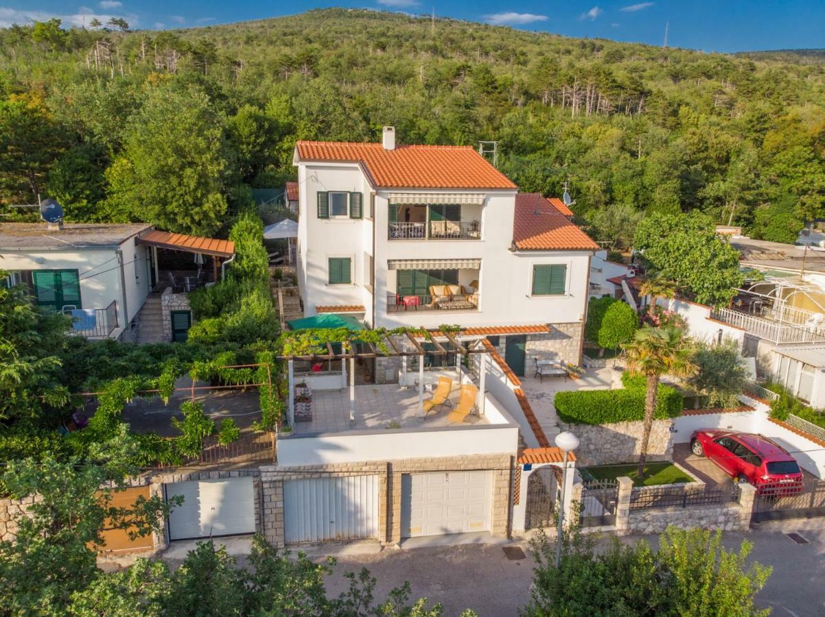 Apartment Nika Selce